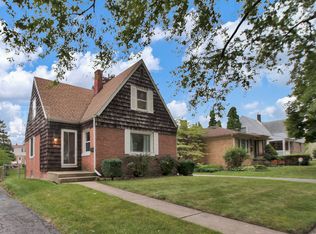 1323 Mandel Ave, Westchester, IL 60154