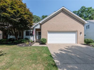 694 N Ridgecliff St, Tallmadge, OH, 44278