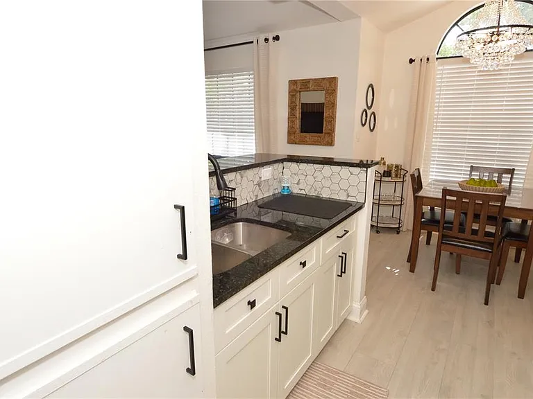 8714 Mallard Reserve Dr #201 — Photo 11
