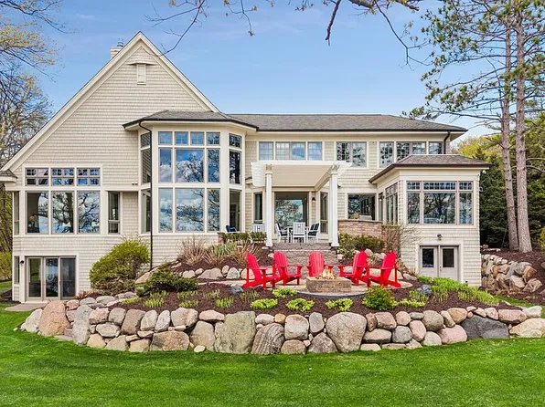 5155 Weeks Rd, Greenwood, MN 55331