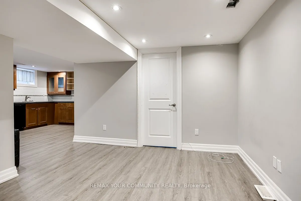2 bed, $1,800 — Photo 3