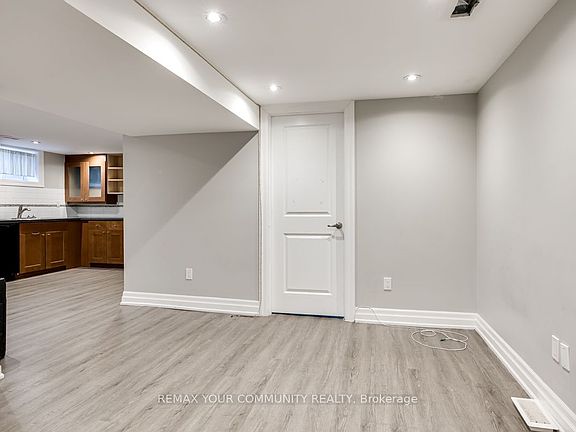 3rd image of 240 Markham Rd