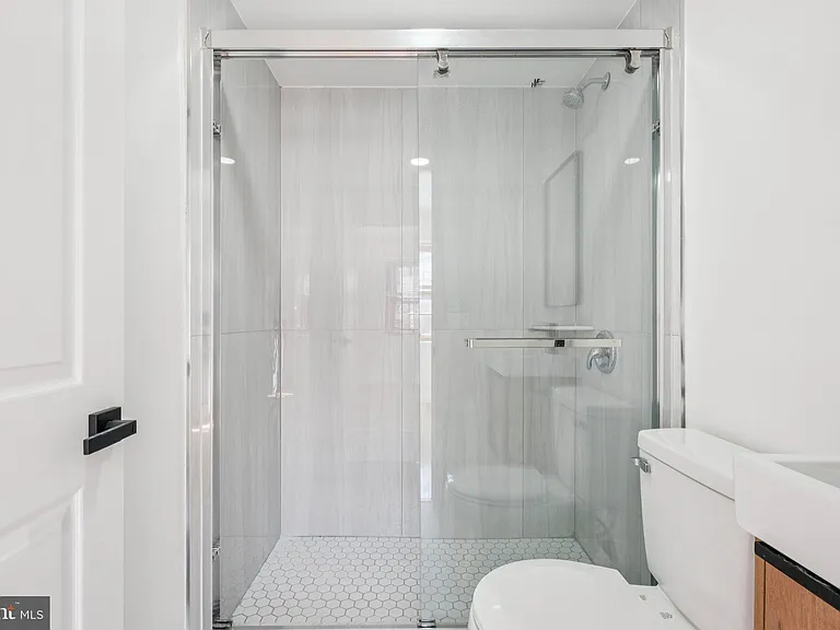 1223 Spruce St #3F — Photo 24