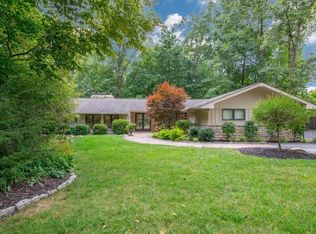 3040 Oakridge Rd, Upper Arlington, OH 43221