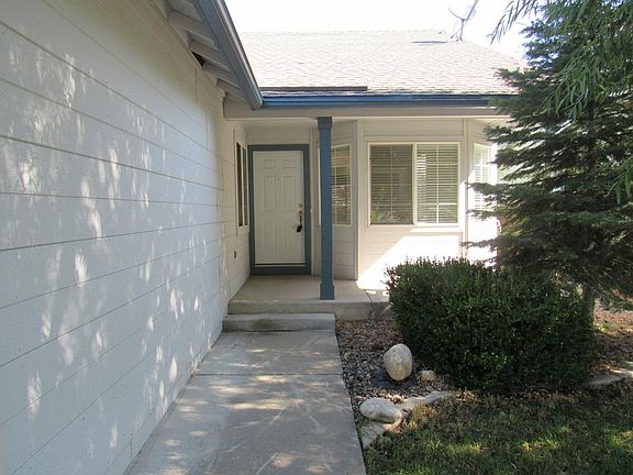 2nd image of 1270 Glendora Ln