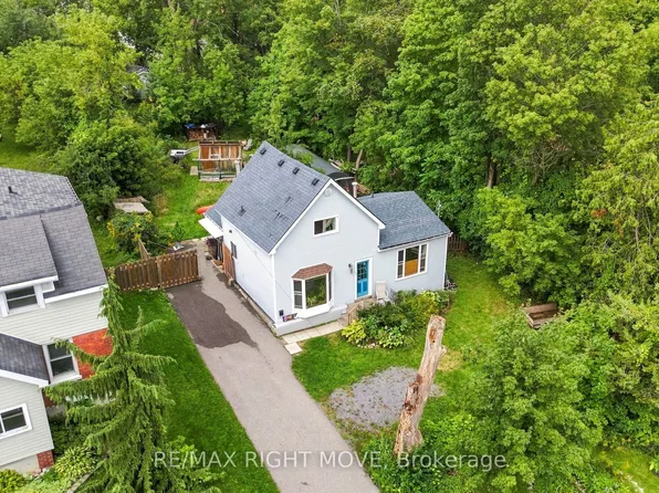 138 Borland St E, Orillia, ON L3V 2B9