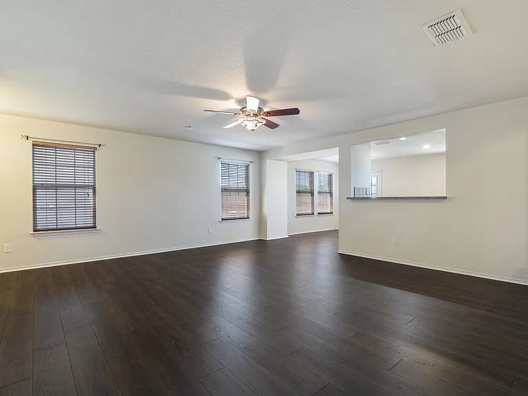 3917 Mantis St — Photo 10