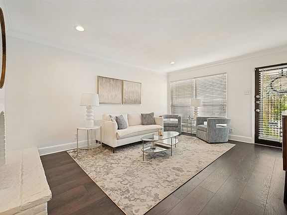 2nd image of 5904 Sandhurst Ln APT 149