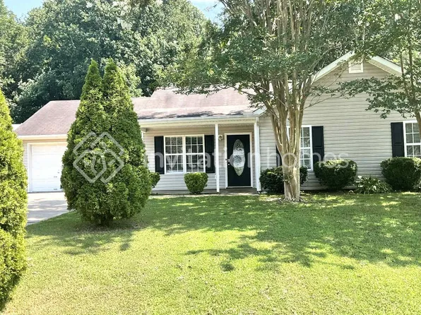 2709 Glendale Dr, Gainesville, GA 30507