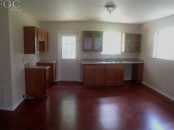 3rd image of 3604 E 13th St