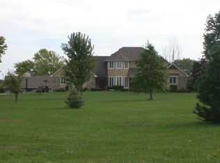 11705 E Brookfield Dr, Peculiar, MO 64078