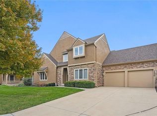 13928 S Summit St, Olathe, KS 66062