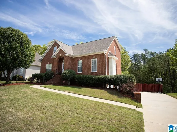 174 Grande View Ln, Maylene, AL 35114