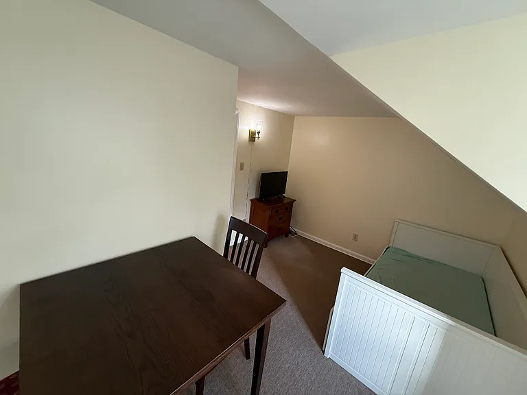 77 Townsend St #B — Photo 9