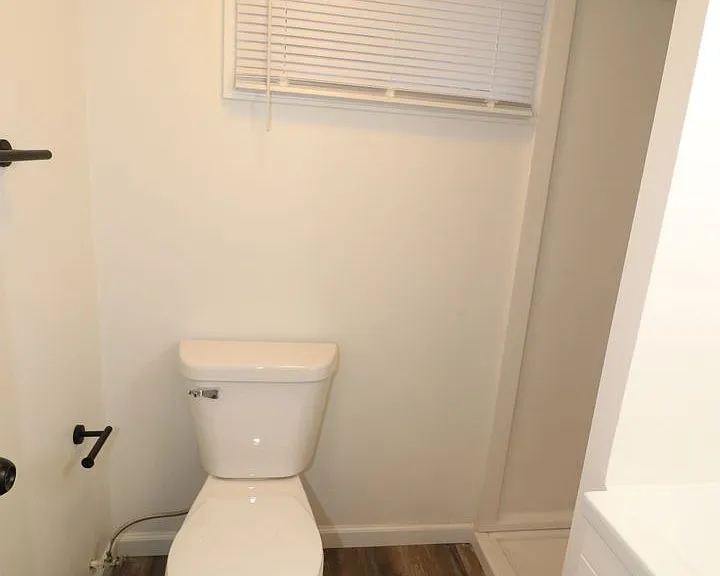 517 Maple St — Photo 32