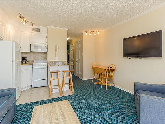 5th image of 6102 Seawall Blvd #240