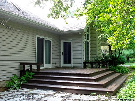 4th image of 111 Oakview Dr
