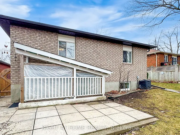 381 Leacock Dr — Photo 22