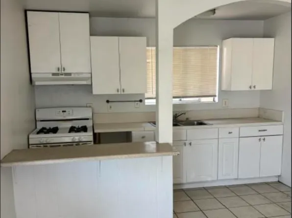 (undisclosed Address), Fontana, CA 92335