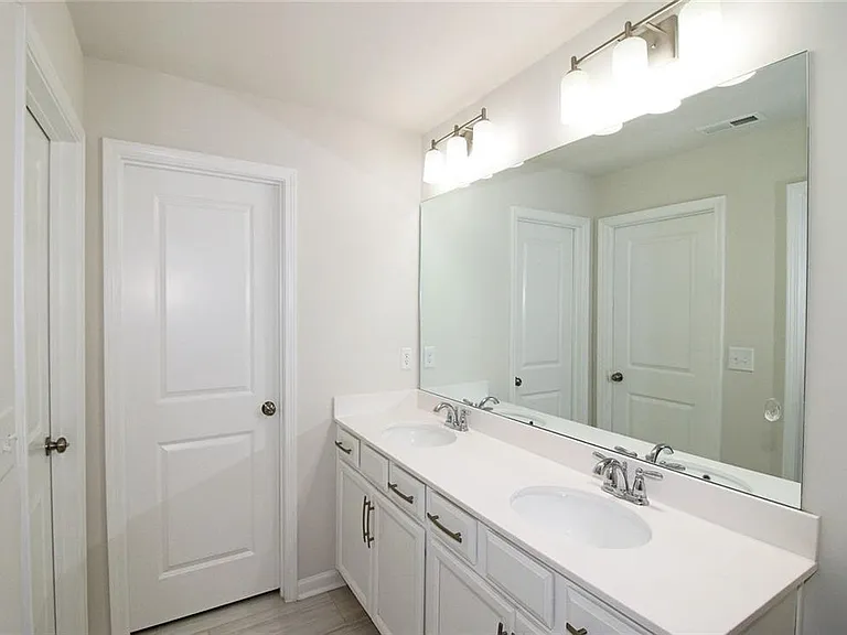 1640 Coasta Way — Photo 18