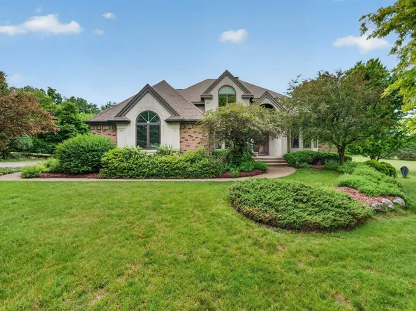 6359 Brandywood Trl, Sun Prairie, WI 53590
