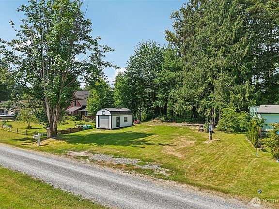 5th image of 30526 237th Drive NE