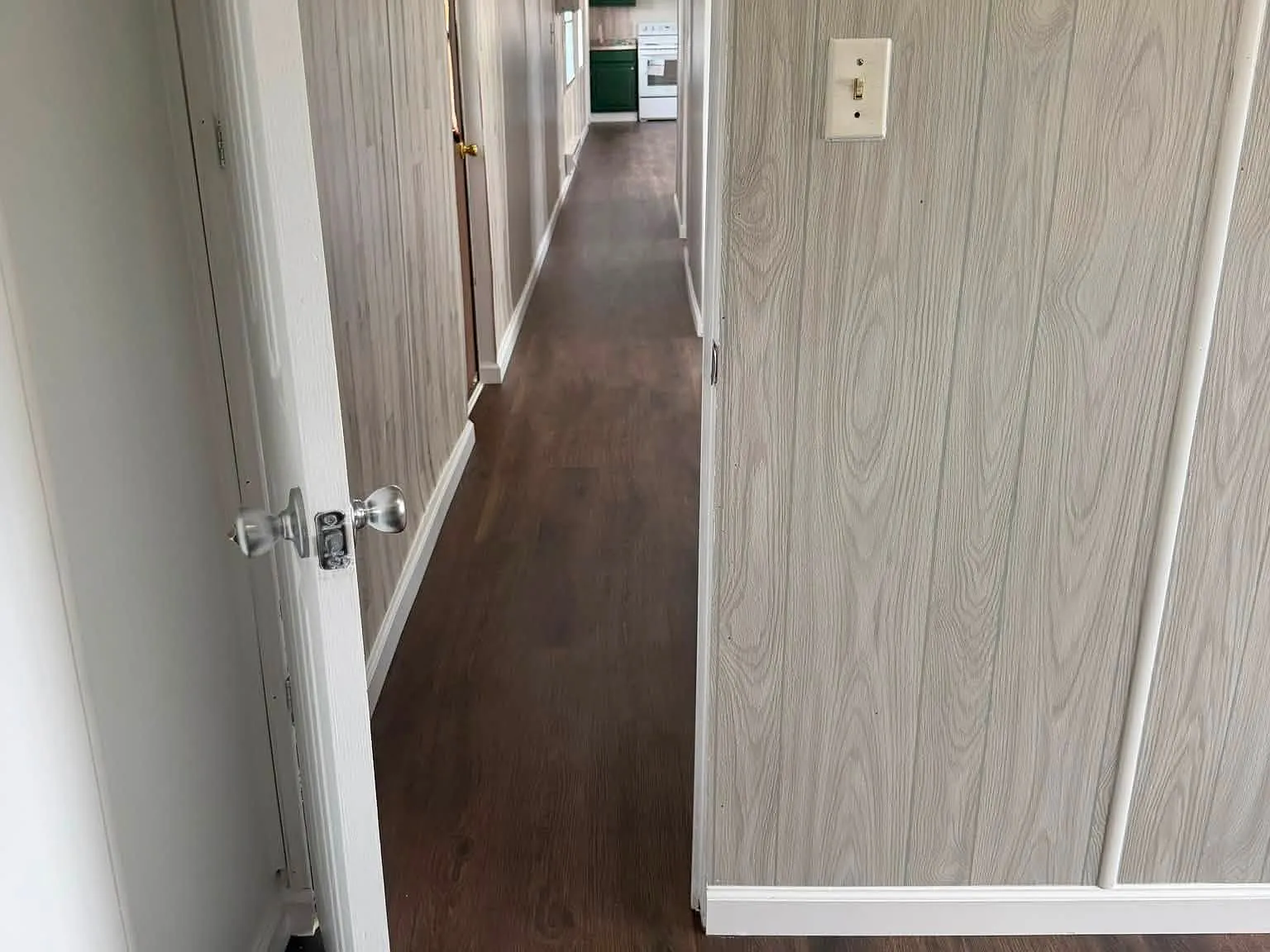 3 bed, $1,100 — Photo 4