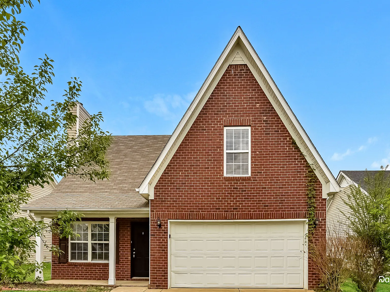 3 bed, 2.5 bath, 1812 sqft, $2,185 — Photo 1