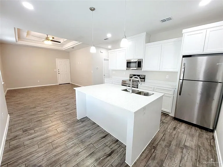 1404 Petri Dr #2 — Photo 6