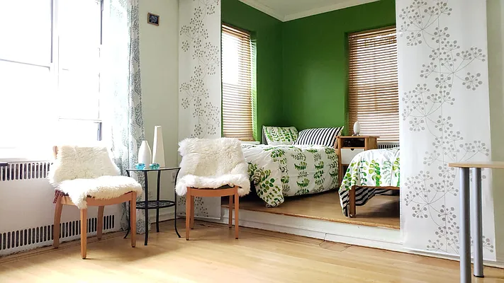 Sold by null | media 4