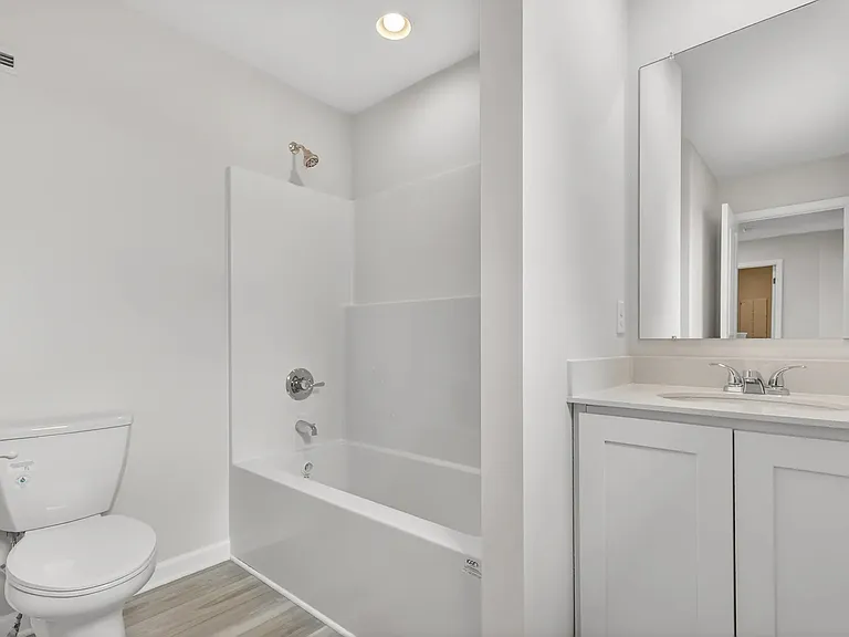 577 Merit Ct — Photo 7