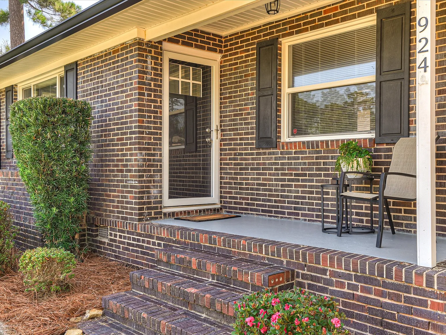 2 bed, 1.5 bath, 1534 sqft, $1,695 — Photo 3