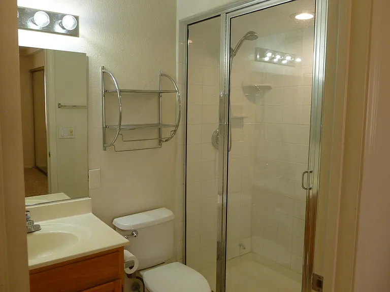 8410 Eldora Ave #2018 — Photo 10