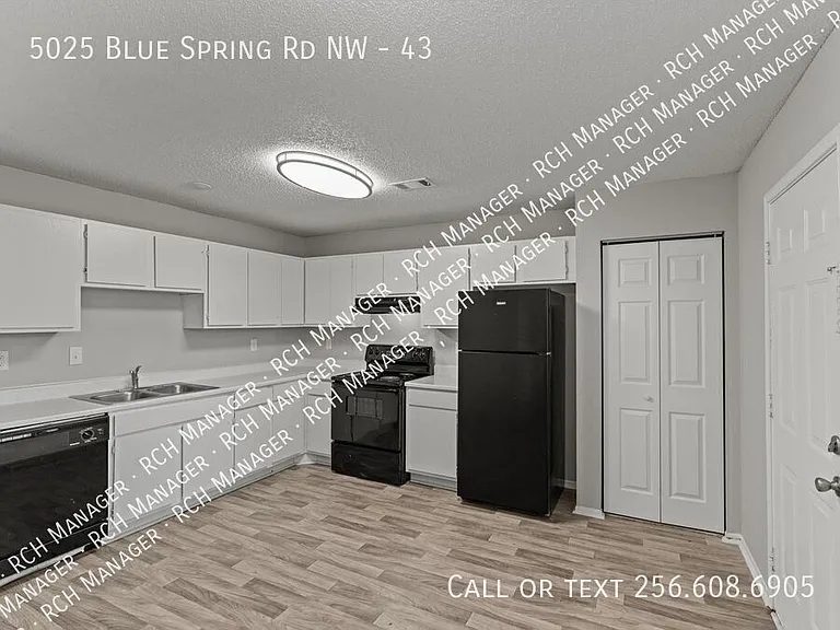 Wilshire Park Apartments — Photo 68