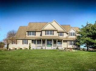 9 Wesley Hill Ln, Warwick, NY 10990