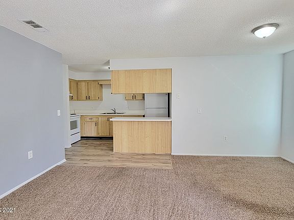 2nd image of 1356 Westover St #101