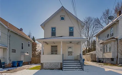 306 Maplewood Ave Photo 1