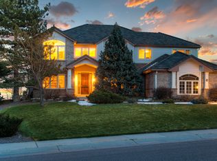 14 Amberwood Ln, Littleton, CO 80127