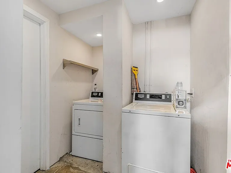 3996 Berryman Ave #3996 — Photo 4