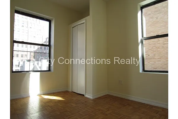 Rented by City Connections Realty | media 45