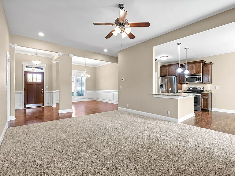 126 Parkland Cir — Photo 7