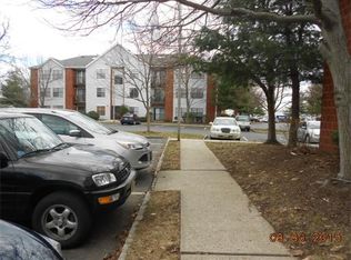 16 Malvern Way, Edison, NJ 08817