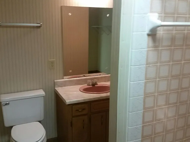 188 Kenimer Cir #B — Photo 8