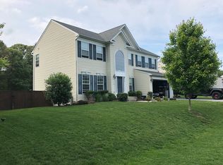 202 Long Hill Ct, Pasadena, MD