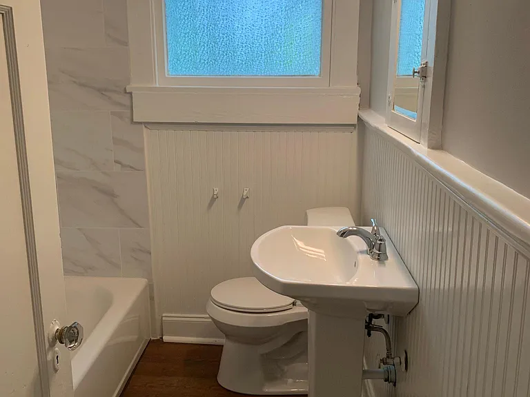 1215 Foucher St — Photo 8