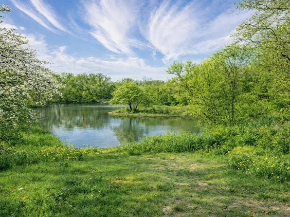 3117 W Division St, Arlington, TX 76012