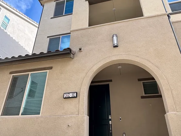 2652 Sprout Ln #102, Corona, CA 92883