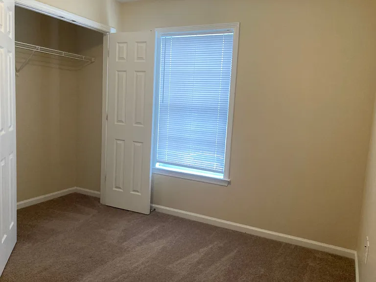 109 Kestrel Ct — Photo 7