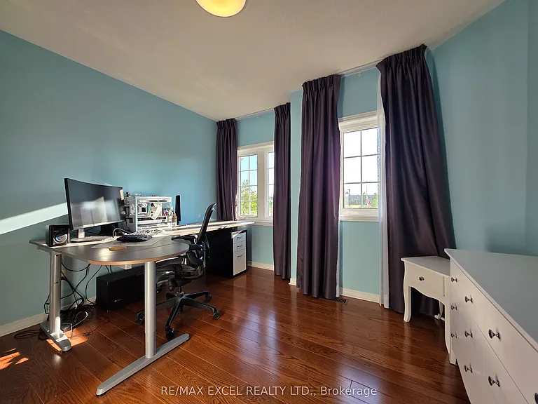 81 Alfred Paterson Dr — Photo 10