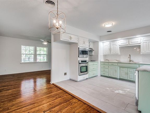 5th image of 1918 Glenhaven St